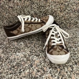 Coach Francesca Brown Signature Lace Up Fashion Sneakers-Womens size 7.5 C logo